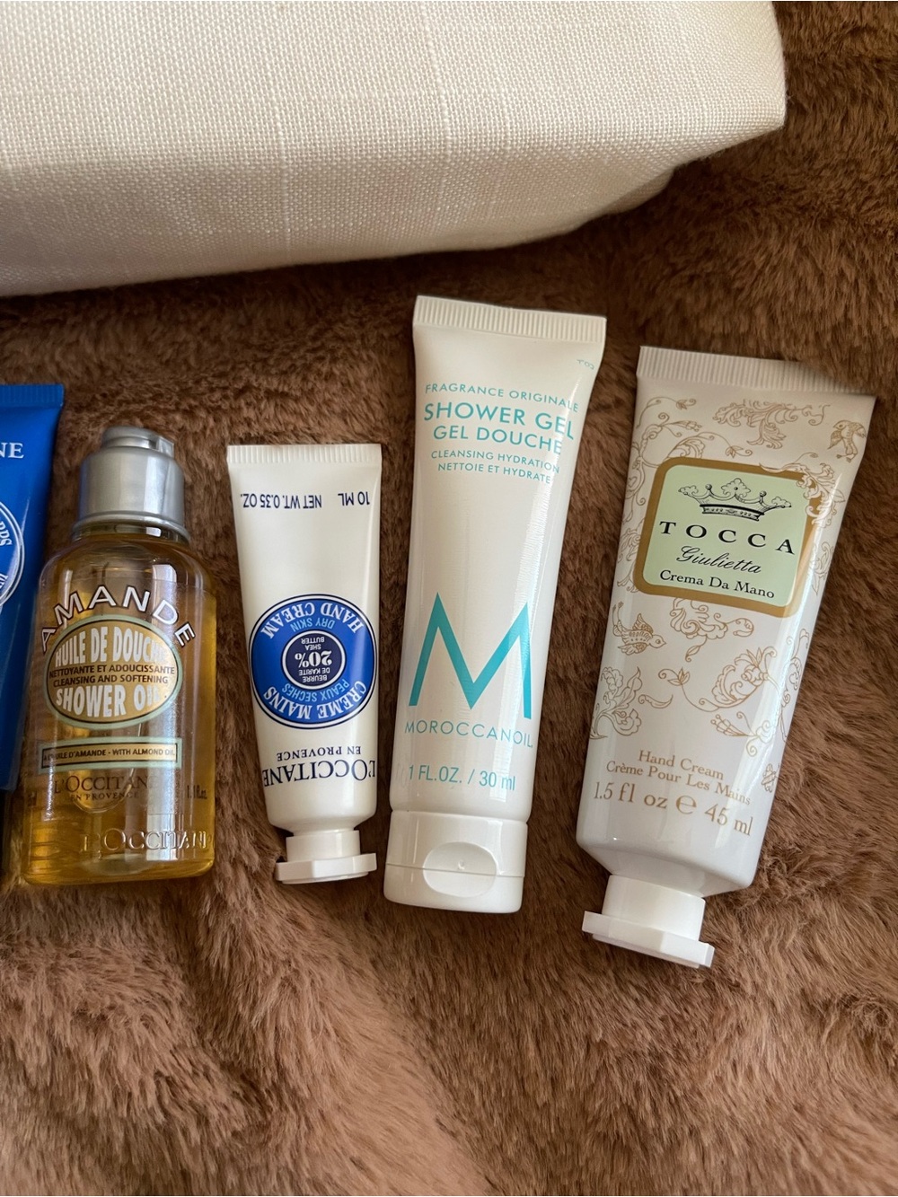 L’OCCITANE travel gift set